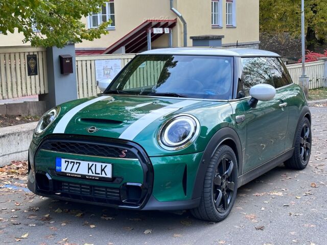 2022 MINI Cooper S, Estland — Foto 1