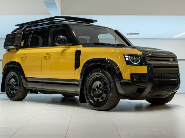 2026 Land Rover Defender, Estland — Foto 1