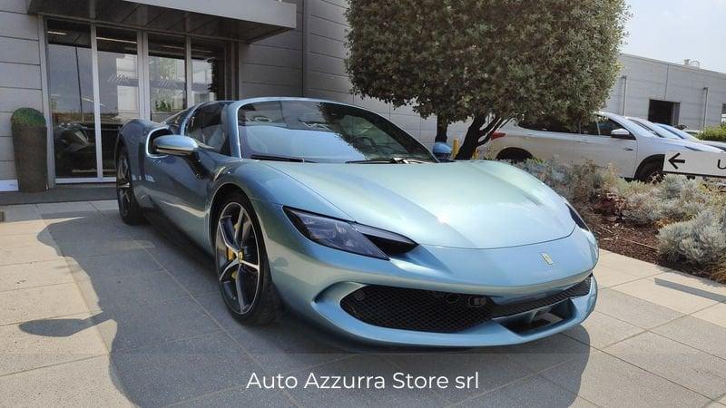 2030 Ferrari, Italien — Foto 3 z 40