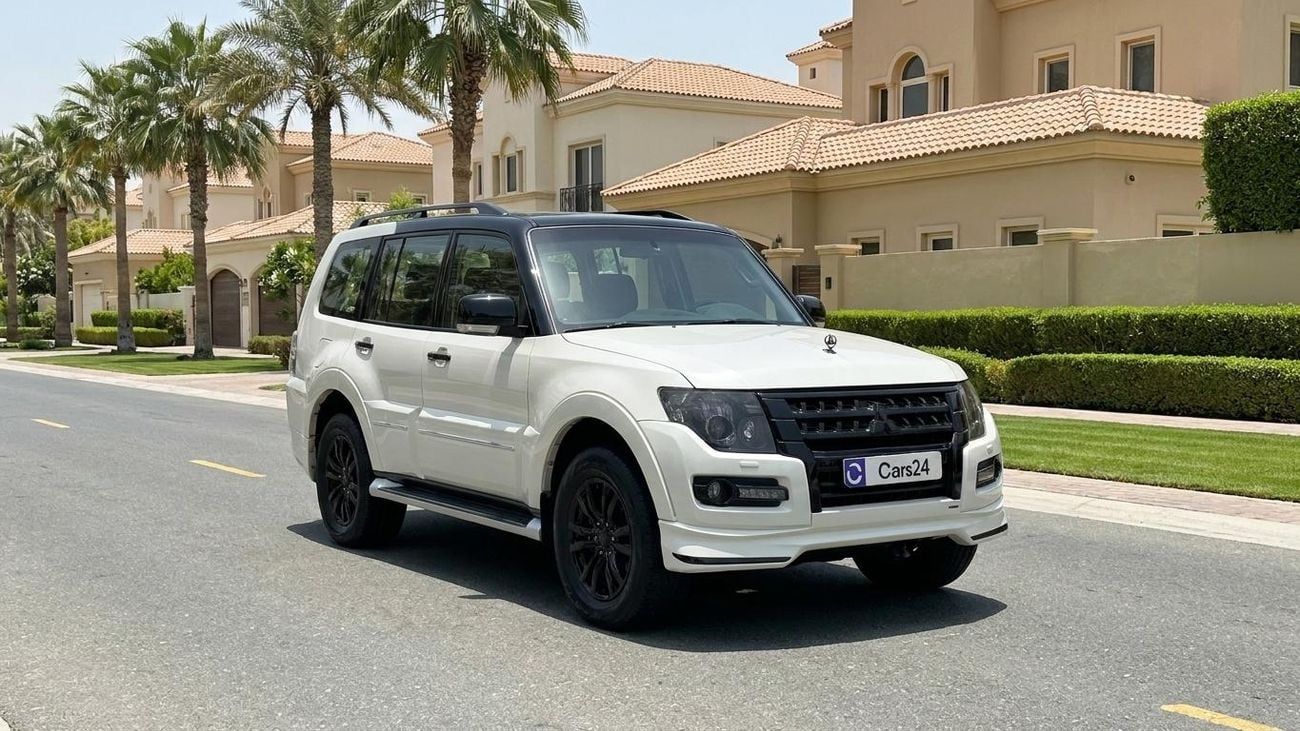2020 Mitsubishi Pajero, weiß, 85.166 km, Import VAE — Foto 1