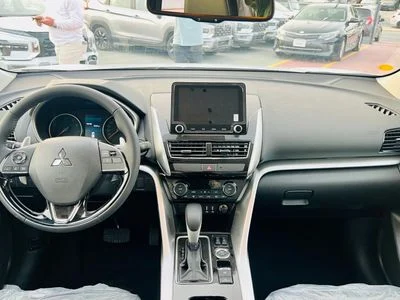 2025 Mitsubishi Eclipse Cross GLS HIGH LINE, weiß, 0 km, Import VAE — Foto 12 z 15