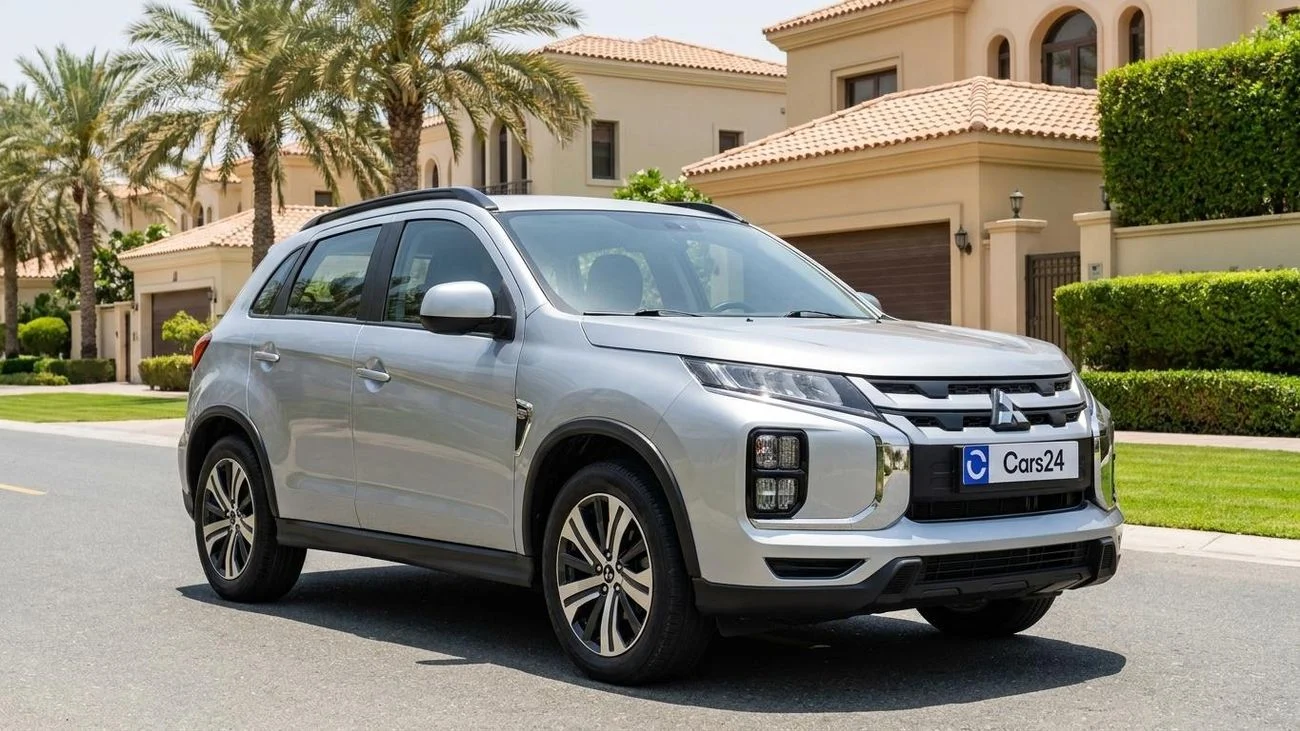 2024 Mitsubishi ASX GLX MIDLINE, silber, 31.912 km, Import VAE — Foto 1