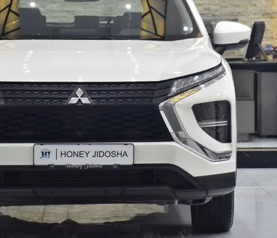 2025 Mitsubishi Eclipse Cross GLS MIDLINE, weiß, 42.000 km, Import VAE — Foto 4 z 16
