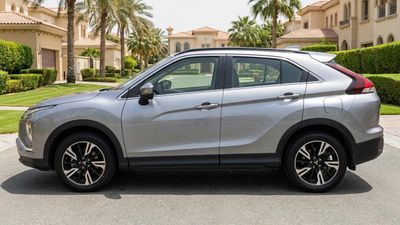 2022 Mitsubishi Eclipse Cross GLS MIDLINE, grau, 85.497 km, Import VAE — Foto 5 z 16