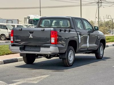 2027 Mitsubishi L200, grau, 0 km, Import VAE — Foto 4 z 30
