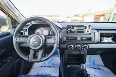 2027 Mitsubishi L200, schwarz, 0 km, Import VAE — Foto 15 z 27