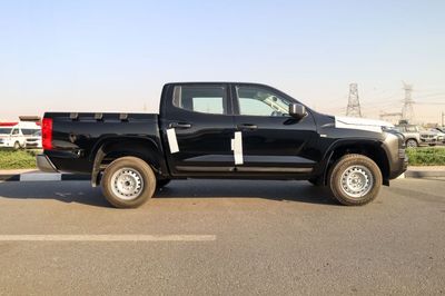 2027 Mitsubishi L200, schwarz, 0 km, Import VAE — Foto 7 z 27