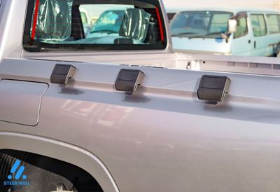 2027 Mitsubishi L200 GL, silber, 0 km, Import VAE — Foto 9 z 23