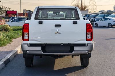 2027 Mitsubishi L200 GL, weiß, 0 km, Import VAE — Foto 4 z 30