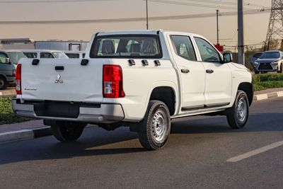 2027 Mitsubishi L200 GL, weiß, 0 km, Import VAE — Foto 5 z 30