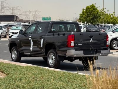 2027 Mitsubishi L200, grau, 0 km, Import VAE — Foto 6 z 30