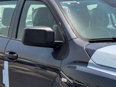 2027 Mitsubishi L200, grau, 0 km, Import VAE — Foto 9 z 30