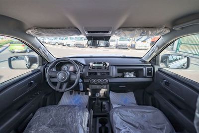 2027 Mitsubishi L200, schwarz, 0 km, Import VAE — Foto 13 z 27