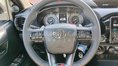 2023 Mitsubishi Xpander MEDIUM LINE, grau, 0 km, Import VAE — Foto 11 z 14