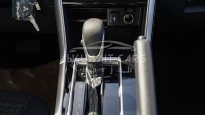 2023 Mitsubishi Xpander MEDIUM LINE, grau, 0 km, Import VAE — Foto 7 z 14