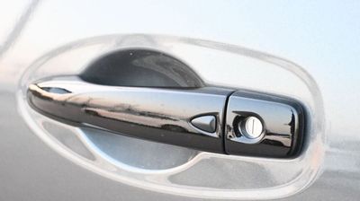 2025 Nissan Navara, grau, 0 km, Import VAE — Foto 13 z 17