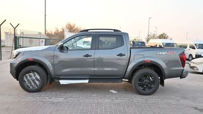 2025 Nissan Navara, grau, 0 km, Import VAE — Foto 6 z 17