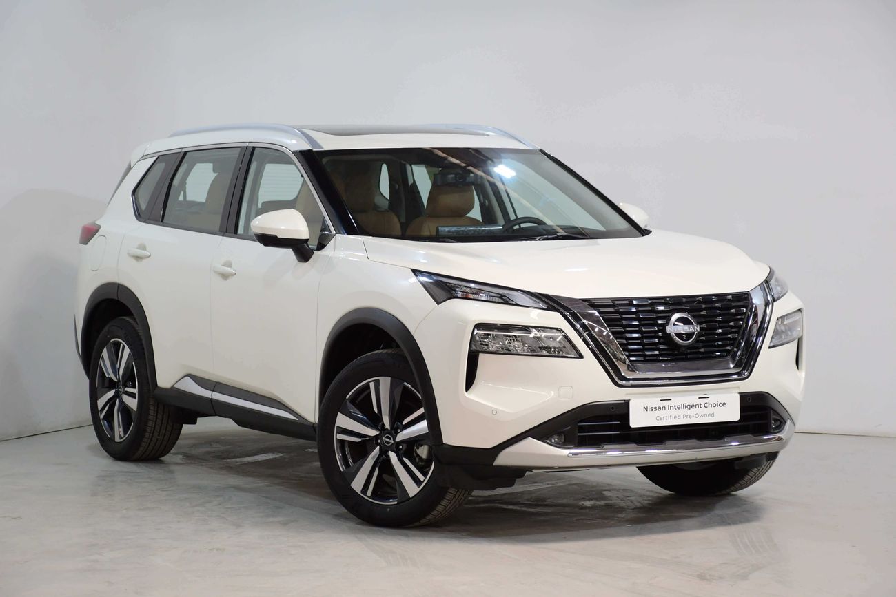 2025 Nissan X Trail SL, weiß, 13.346 km, Import VAE — Foto 1