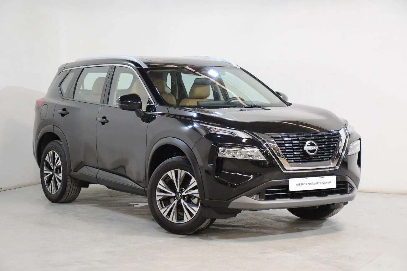 2025 Nissan X Trail SV, schwarz, 22.998 km, Import VAE — Foto 1
