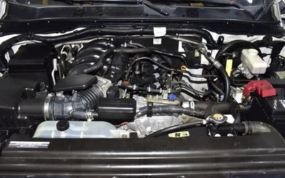 2020 Nissan Navara SE CSF, weiß, 115.000 km, Import VAE — Foto 15 z 15