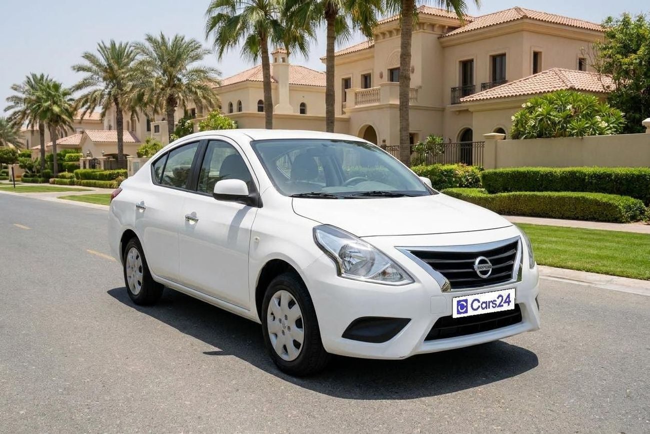 2023 Nissan Sunny SV, weiß, 70.248 km, Import VAE — Foto 1