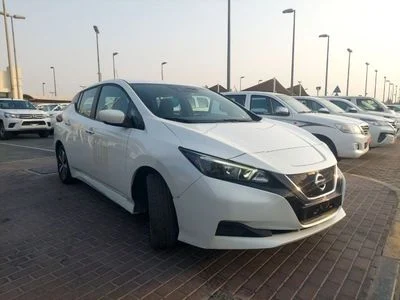 2020 Nissan Leaf, weiß, 52.088 km, Import VAE — Foto 2 z 13