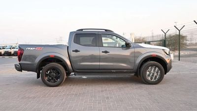 2025 Nissan Navara, grau, 0 km, Import VAE — Foto 5 z 20