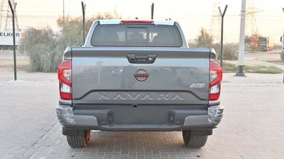 2025 Nissan Navara, grau, 0 km, Import VAE — Foto 7 z 20