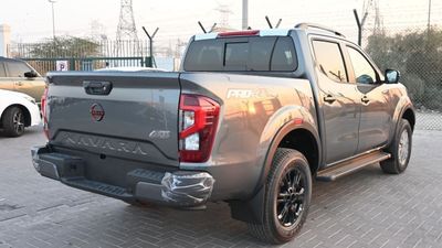2025 Nissan Navara, grau, 0 km, Import VAE — Foto 8 z 20