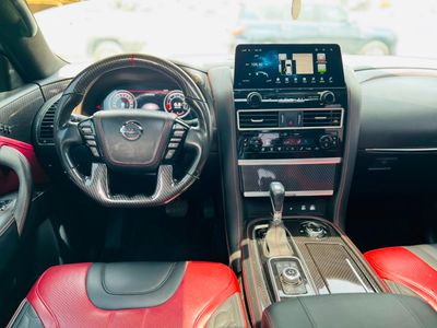 2019 Nissan Armada SL, schwarz, 47.000 km, Import VAE — Foto 8 z 16