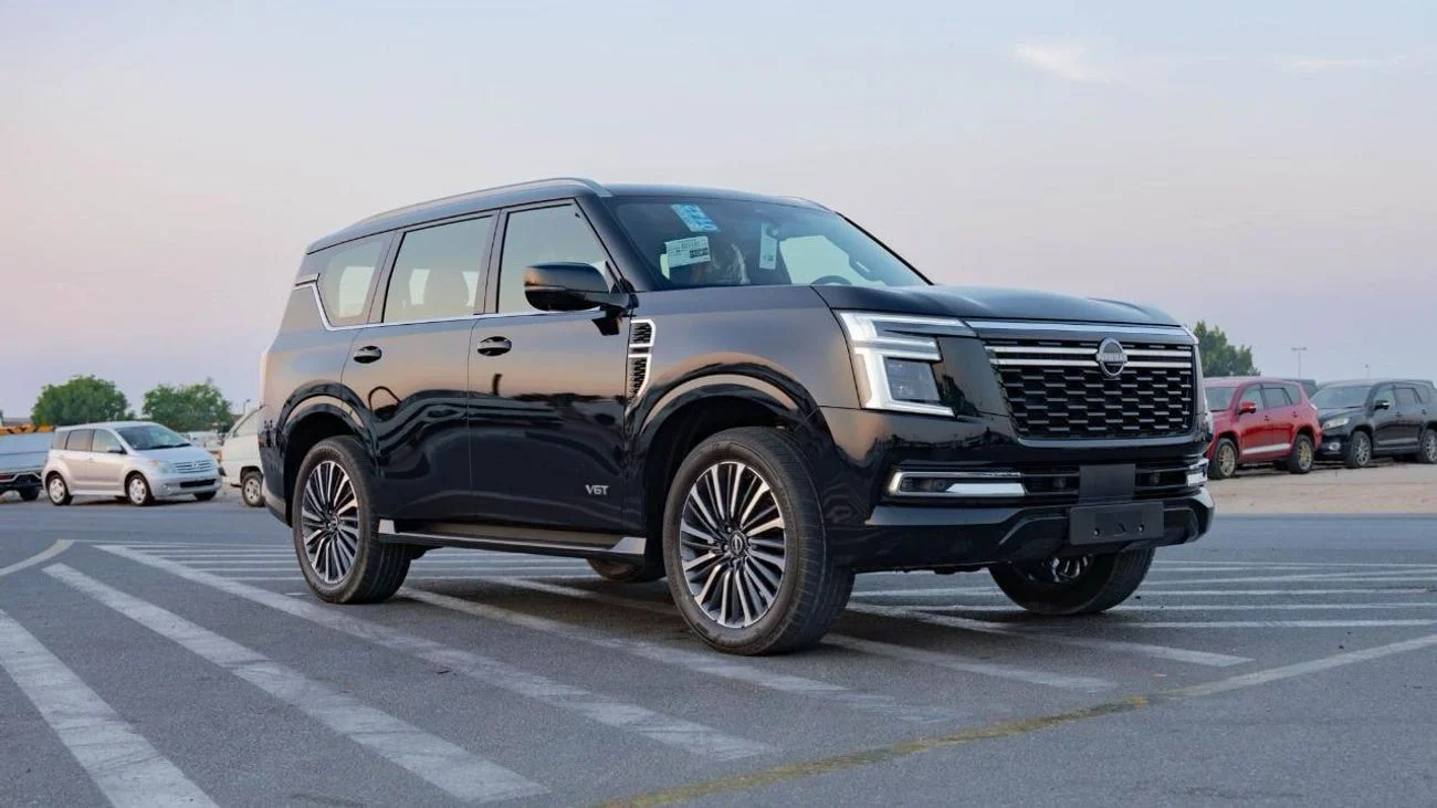 2026 Nissan Patrol LE PLATINUM CITY, schwarz, 0 km, Import VAE — Foto 1