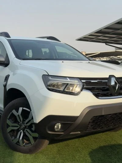 2025 Renault Duster LE, weiß, 0 km, Import VAE — Foto 2 z 14