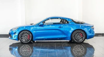 2024 Renault Alpine, blau, 25 km, Import VAE — Foto 5 z 18