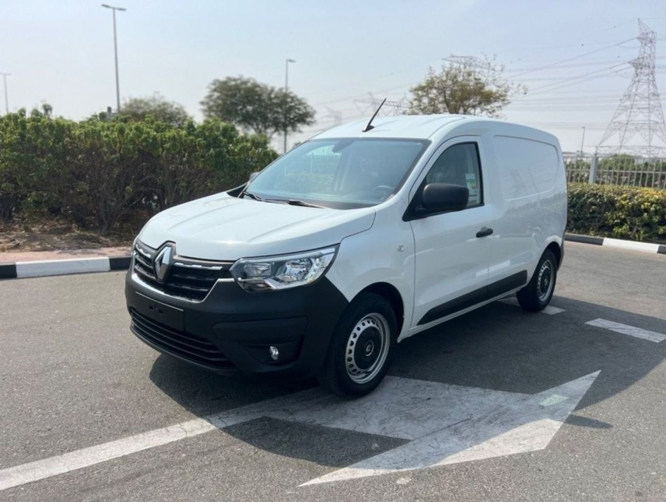 2026 Renault Express DCI, weiß, 0 km, Import VAE — Foto 1