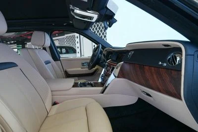 2020 Rolls-Royce Cullinan STD, blau, 55.000 km, Import VAE — Foto 14 z 16