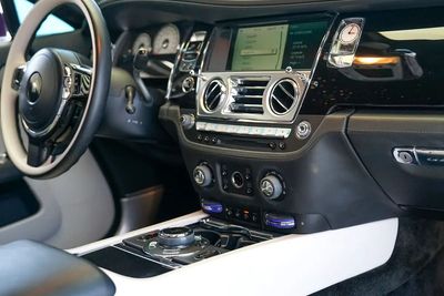 2017 Rolls-Royce Wraith STANDARD, schwarz, 47.000 km, Import VAE — Foto 6 z 13