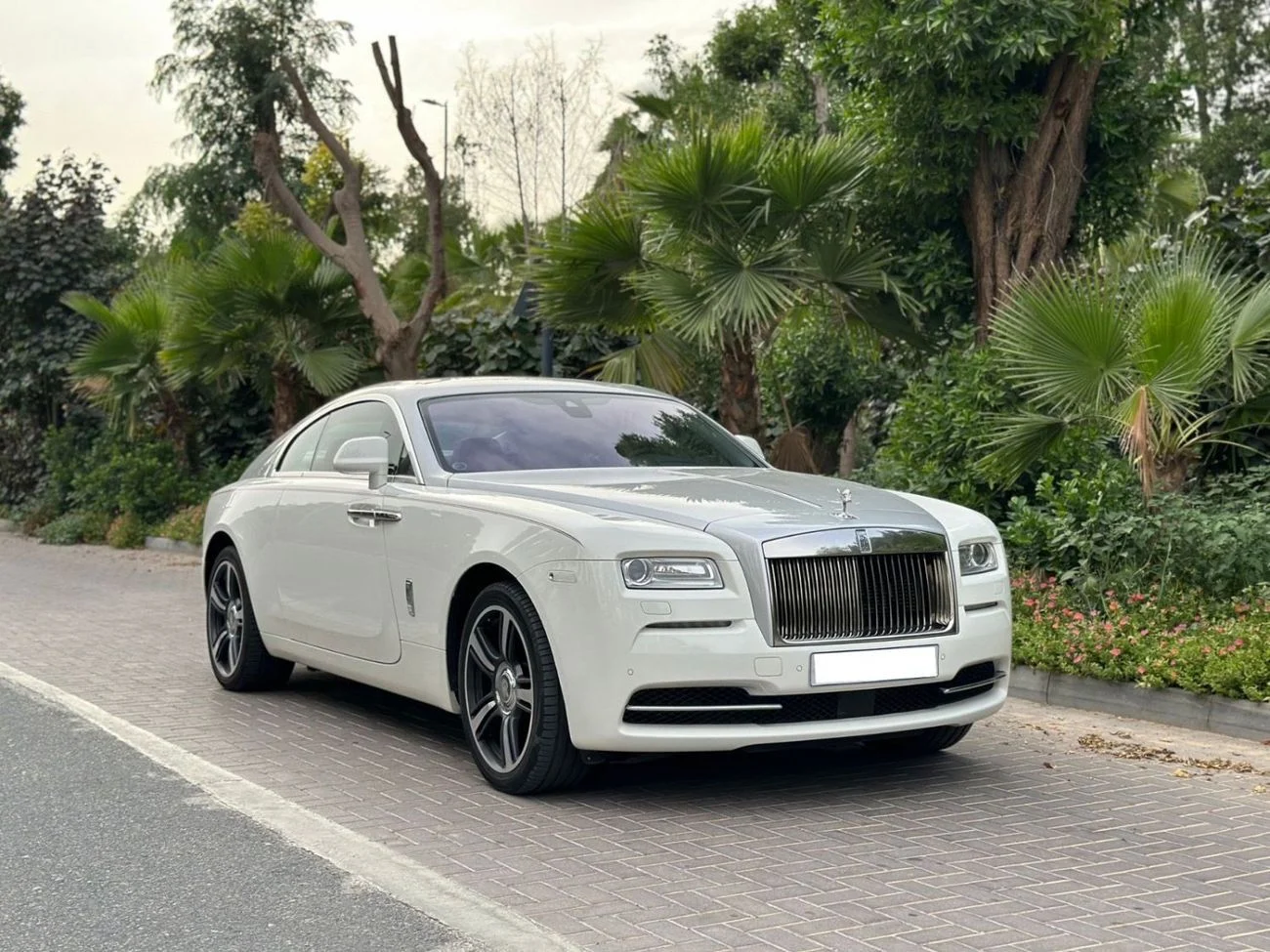 2015 Rolls-Royce Wraith, weiß, 70.000 km, Import VAE — Foto 1