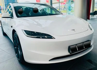 2024 Tesla Model 3 STANDARD RANGE, weiß, 75.000 km, Import VAE — Foto 3 z 16