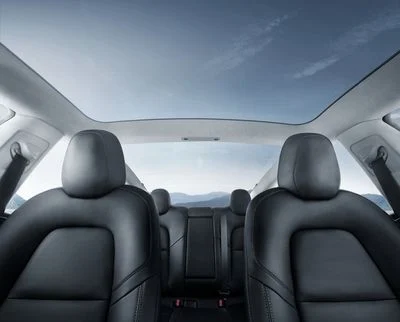 2024 Tesla Model 3 STANDARD RANGE, weiß, 75.000 km, Import VAE — Foto 9 z 16