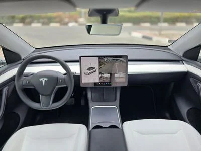 2024 Tesla Model Y LONG RANGE, weiß, 107.000 km, Import VAE — Foto 5 z 16