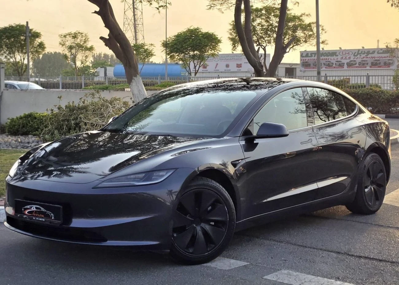 2024 Tesla Model 3 LONG RANGE, grau, 140.000 km, Import VAE — Foto 1