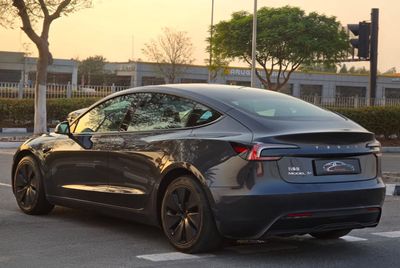 2024 Tesla Model 3 LONG RANGE, grau, 140.000 km, Import VAE — Foto 4 z 11