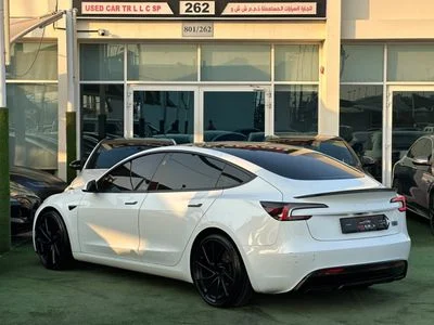 2024 Tesla Model 3 PERFORMANCE, weiß, 78.000 km, Import VAE — Foto 3 z 11