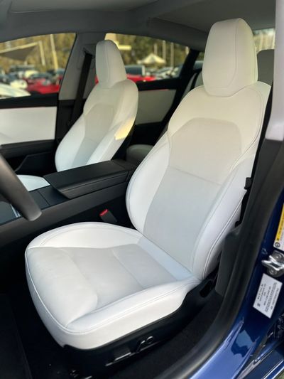 2024 Tesla Model 3 LONG RANGE, blau, 35.000 km, Import VAE — Foto 9 z 12