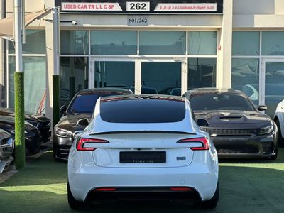 2024 Tesla Model 3 PERFORMANCE, weiß, 18.000 km, Import VAE — Foto 2 z 12