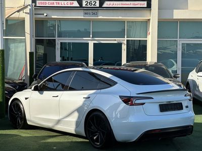 2024 Tesla Model 3 PERFORMANCE, weiß, 18.000 km, Import VAE — Foto 4 z 12