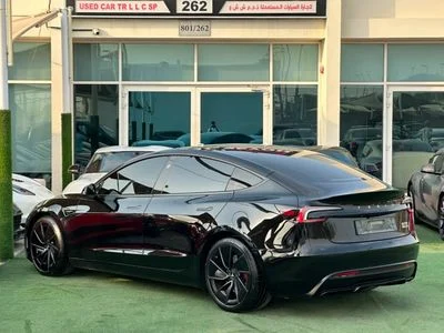 2024 Tesla Model 3 PERFORMANCE, schwarz, 50.000 km, Import VAE — Foto 4 z 14