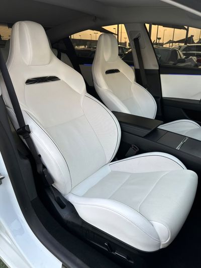 2024 Tesla Model 3 PERFORMANCE, weiß, 69.000 km, Import VAE — Foto 11 z 12
