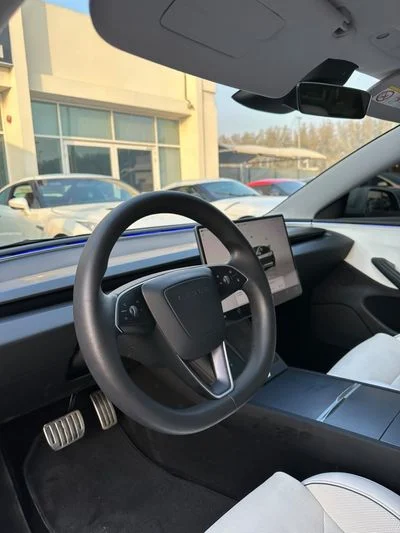 2024 Tesla Model 3 PERFORMANCE, weiß, 69.000 km, Import VAE — Foto 4 z 12