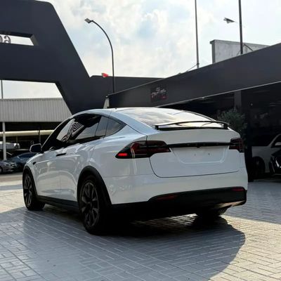2023 Tesla Model X PLAID, weiß, 29.600 km, Import VAE — Foto 7 z 16